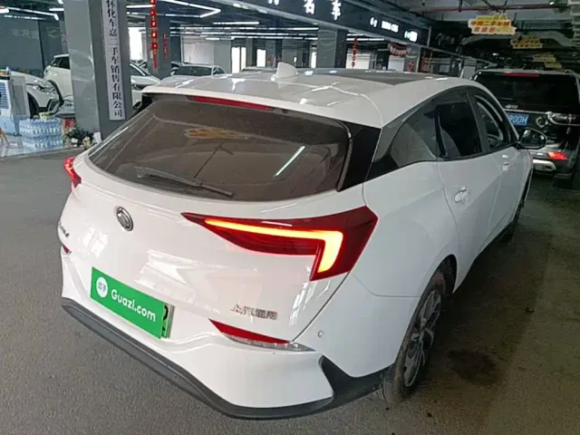 Buick Velite 6 — Фото автомобиля 6