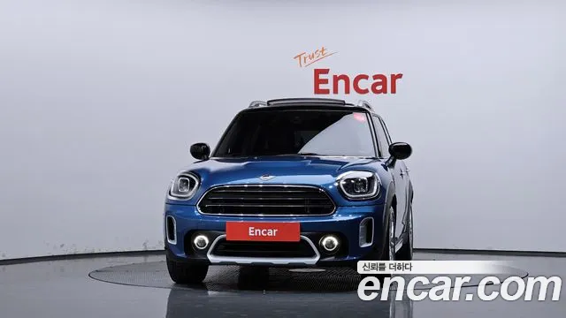 MINI Countryman — Фото автомобиля 3