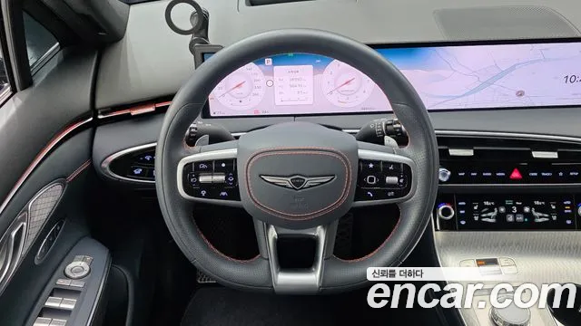 Genesis GV70 — Фото автомобиля 12