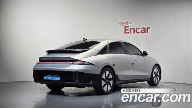 Hyundai Ioniq 6 — Фото автомобиля 2
