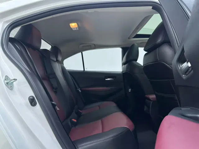 Toyota Corolla — Фото автомобиля 10