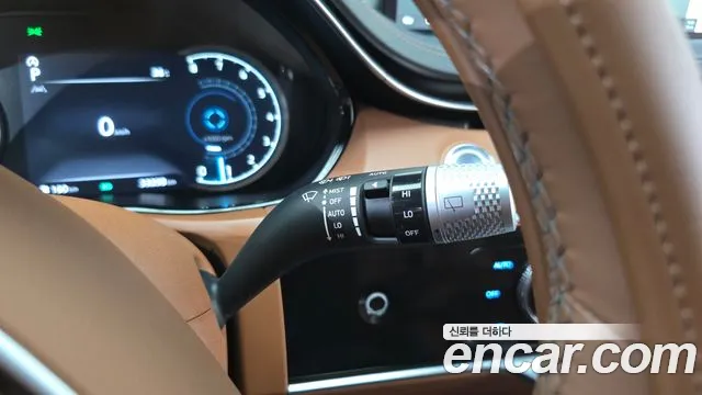 Genesis GV70 2.5T Бензин 2WD — Фото автомобиля 18