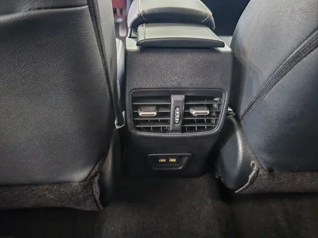 Toyota Corolla — Фото автомобиля 9