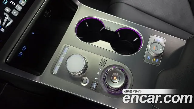 Genesis GV80 2.5T Бензин AWD — Фото автомобиля 9