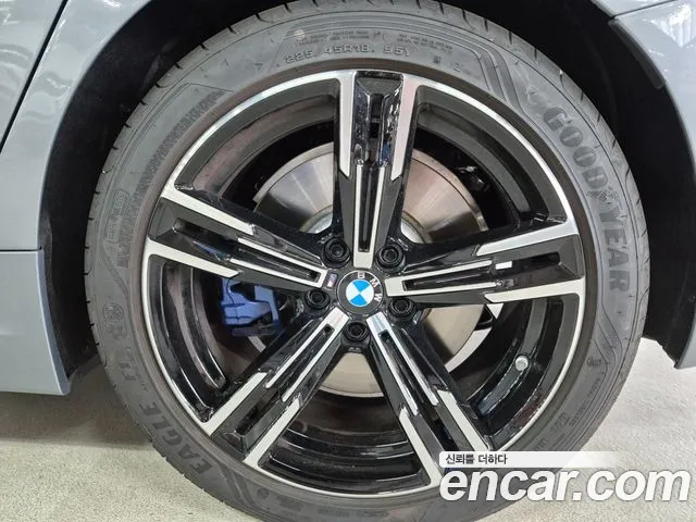 BMW 3-Series 3 серия (G20) 320i M Sport — Фото автомобиля 5