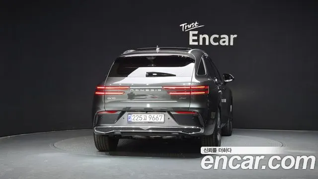 Genesis GV70 2.5T Бензин AWD — Фото автомобиля 4