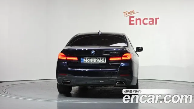 BMW 5-Series 5 серия (G30) — Фото автомобиля 4