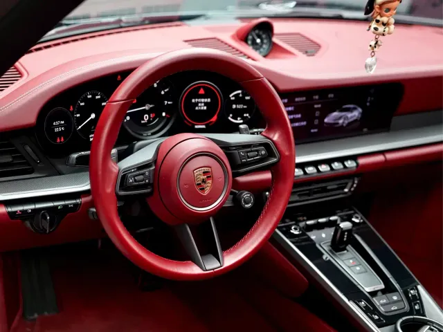Porsche 911 — Фото автомобиля 13