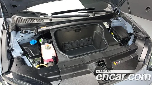 Hyundai Ioniq 6 — Фото автомобиля 9