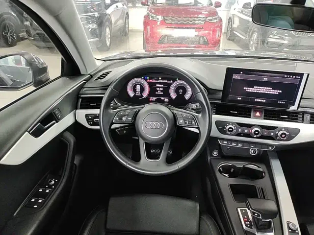 Audi A4L — Фото автомобиля 10