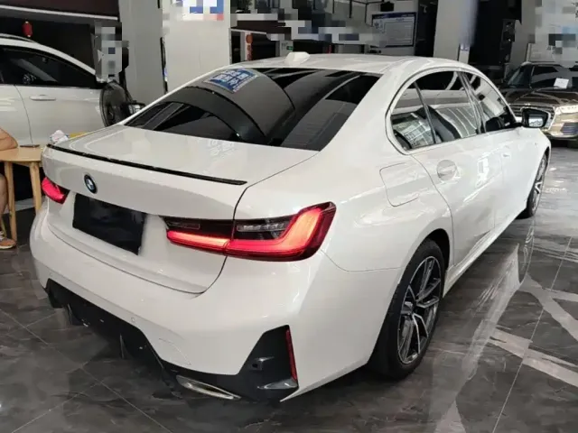 BMW 3 Series — Фото автомобиля 6