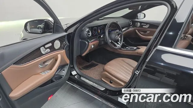Mercedes-Benz E-Class W213 — Фото автомобиля 10