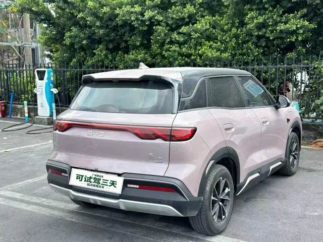 BYD Yuan UP — Фото автомобиля 10