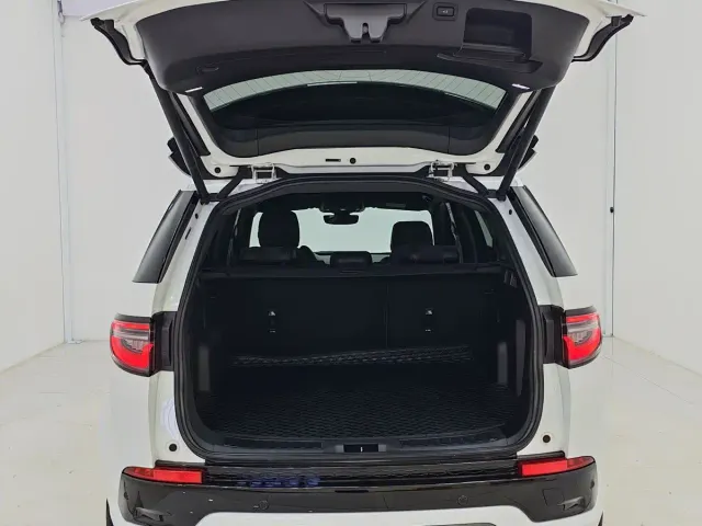 Land Rover Discovery Sport — Фото автомобиля 16