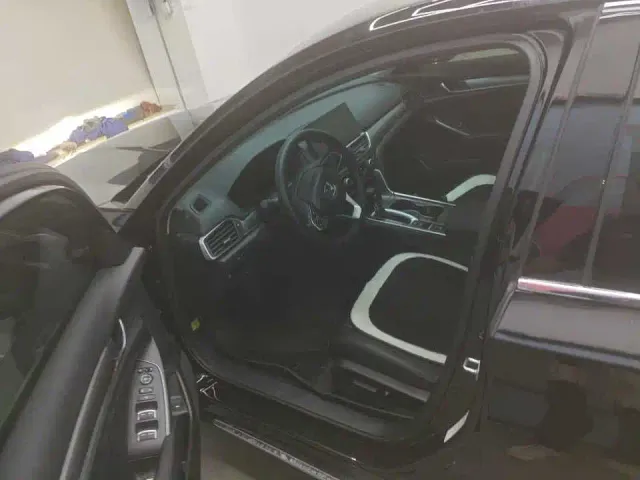 Honda Accord — Фото автомобиля 7