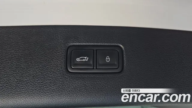 Genesis GV80 — Фото автомобиля 29