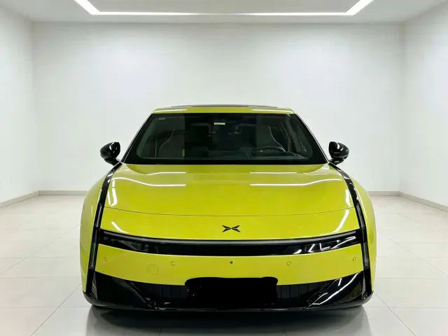 Xpeng P7 — Фото автомобиля 2