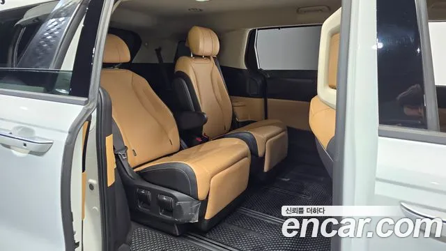 Kia Carnival 4th Gen — Фото автомобиля 17