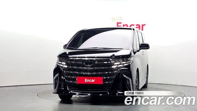 Toyota Alphard — Фото автомобиля 3