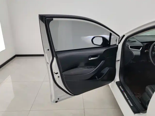 Toyota Corolla — Фото автомобиля 7