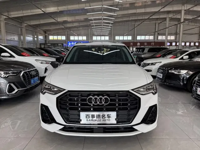 Audi Q3 — Фото автомобиля 2