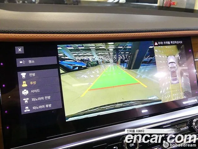 Bentley Flying Spur — Фото автомобиля 18