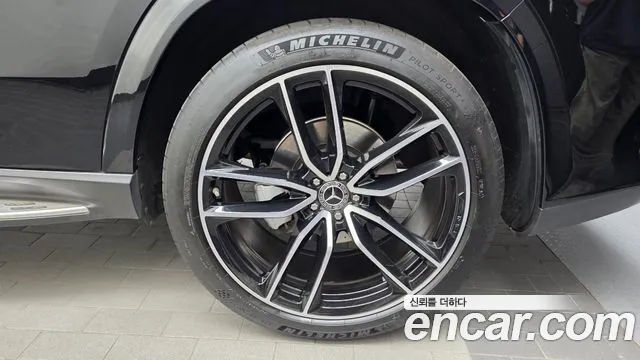 Mercedes-Benz GLS-Class — Фото автомобиля 20