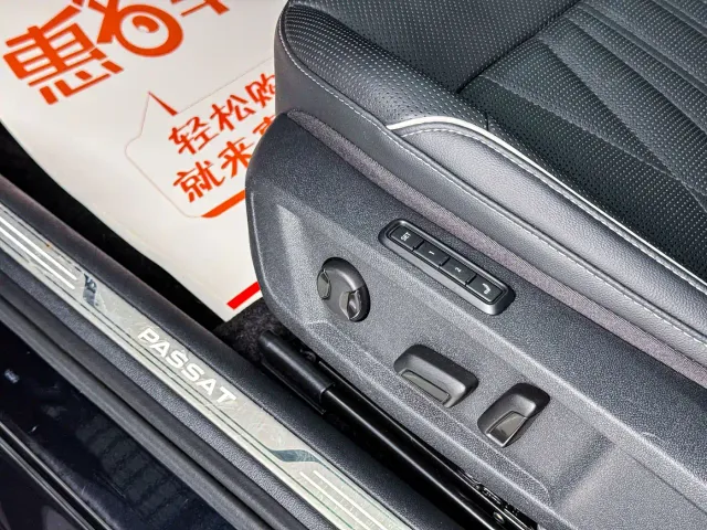 Volkswagen Passat — Фото автомобиля 11