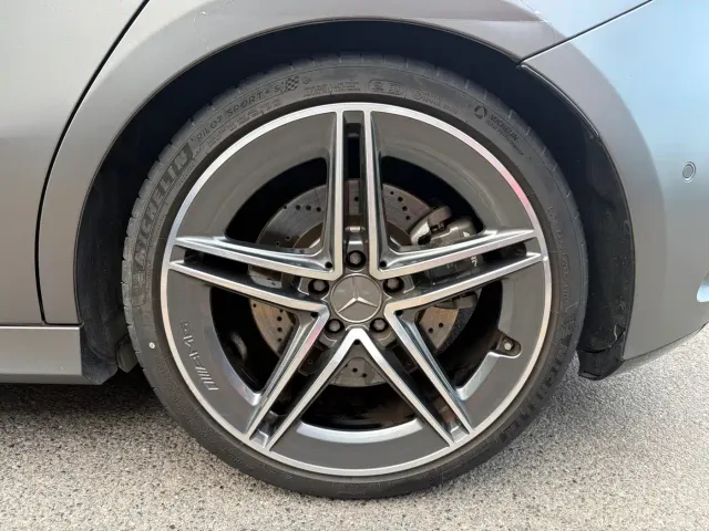 Mercedes-Benz Mercedes-Benz A-Class AMG (Import) 2022 AMG A 45 4MATIC+ — Фото автомобиля 9