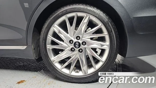 Hyundai Grandeur New — Фото автомобиля 6