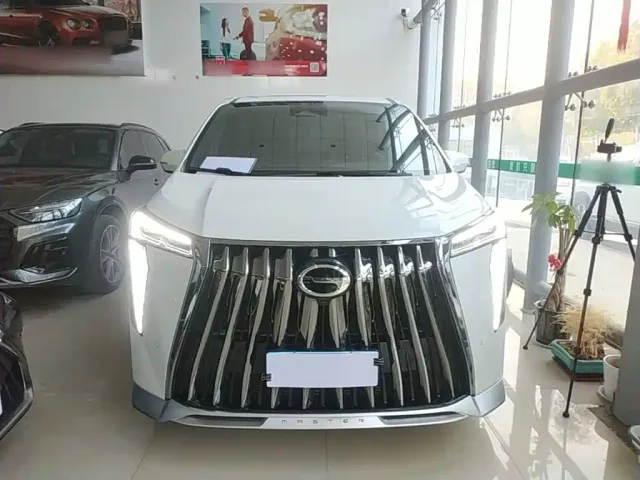 GAC Trumpchi M8 — Фото автомобиля 2