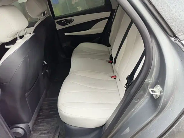 BYD Seal 05 DM-i — Фото автомобиля 16