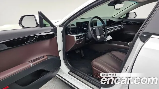 Hyundai Grandeur GN7 — Фото автомобиля 10
