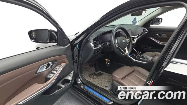 BMW 3-Series 3 серия (G20) 320d Touring Luxury — Фото автомобиля 5
