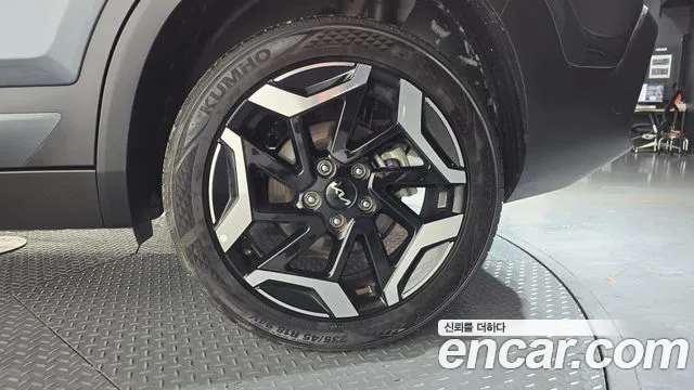 Kia Seltos Новый Seltos Бензин 2.0 2WD — Фото автомобиля 21