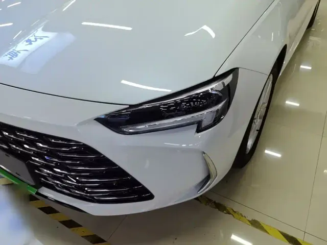 Buick Regal — Фото автомобиля 23