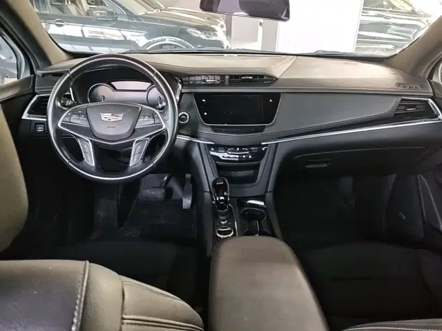 Cadillac XT5 — Фото автомобиля 9