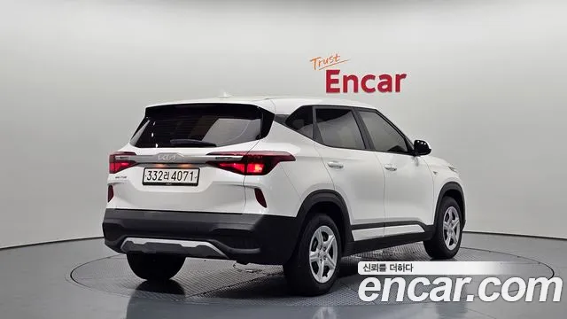 Kia Seltos — Фото автомобиля 2