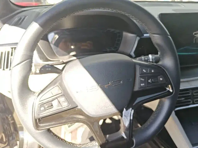 BYD Song PLUS — Фото автомобиля 6