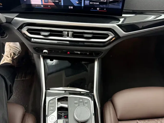 BMW 3 Series — Фото автомобиля 9