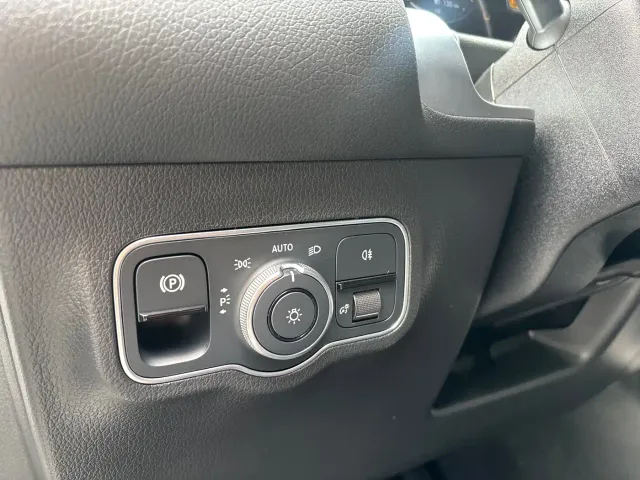 Mercedes-Benz GLB-Class — Фото автомобиля 18