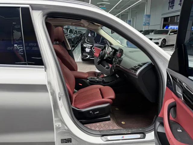 BMW X3 — Фото автомобиля 15