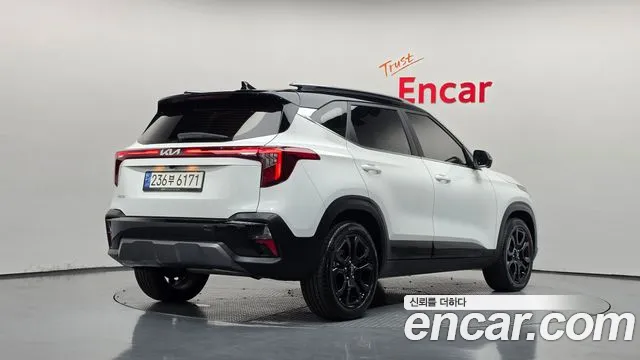 Kia Seltos — Фото автомобиля 2