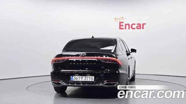 Hyundai Grandeur Grandeur (New) Hybrid — Фото автомобиля 4