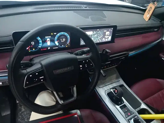 Jetour X70 Plus — Фото автомобиля 9