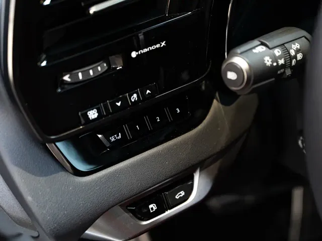 Lexus RX — Фото автомобиля 21