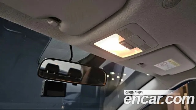 Hyundai Venue — Фото автомобиля 22