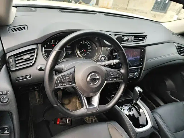 Nissan X-Trail — Фото автомобиля 9