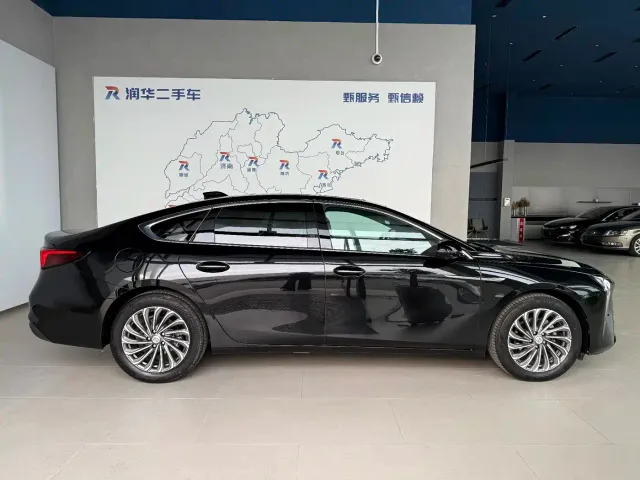 Buick LaCrosse — Фото автомобиля 3