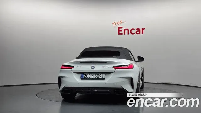 BMW Z4 — Фото автомобиля 4
